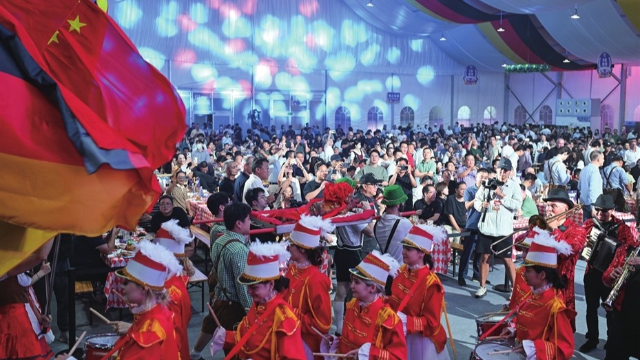 第20届太仓啤酒嘉年华在太仓市海运堤啤酒城开幕